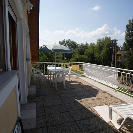 Hajas Família Kiadó Szobák Balatonmáriafürdő Kültér fotó