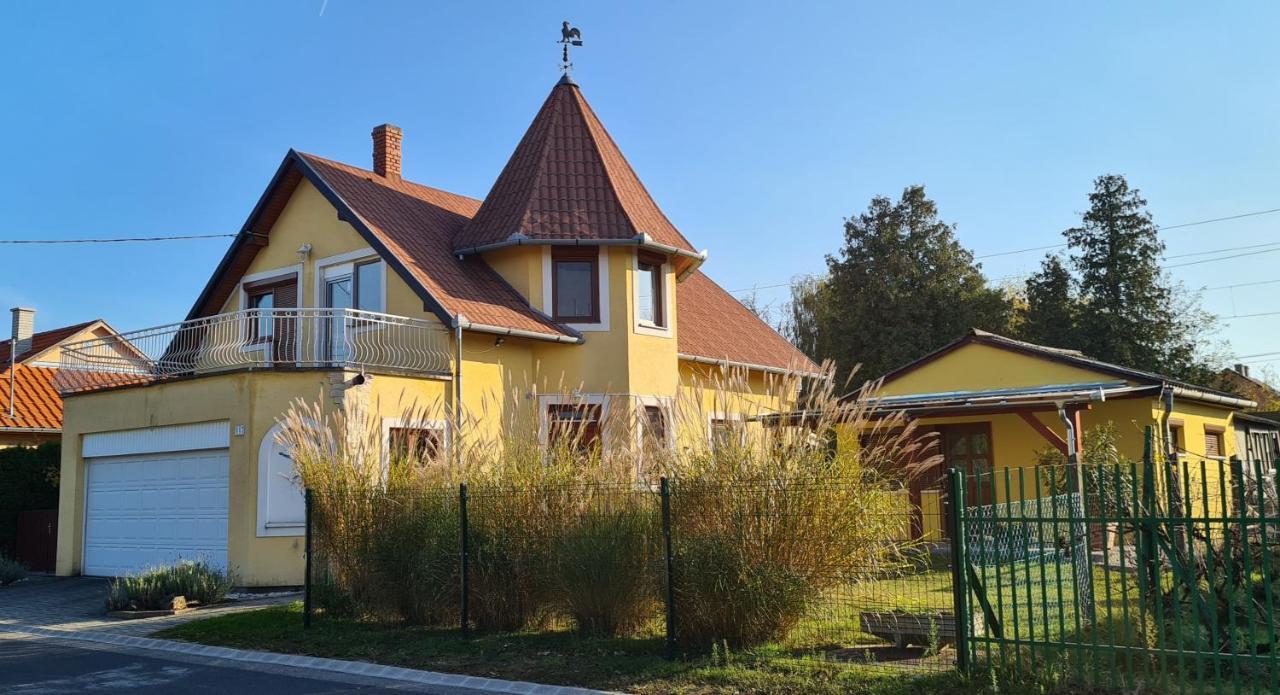 Hajas Família Kiadó Szobák Balatonmáriafürdő Kültér fotó